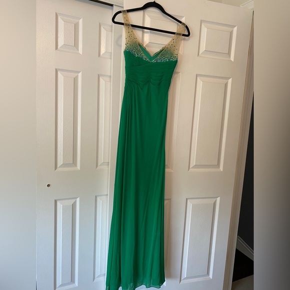 La Femme formal gown-perfect condition!